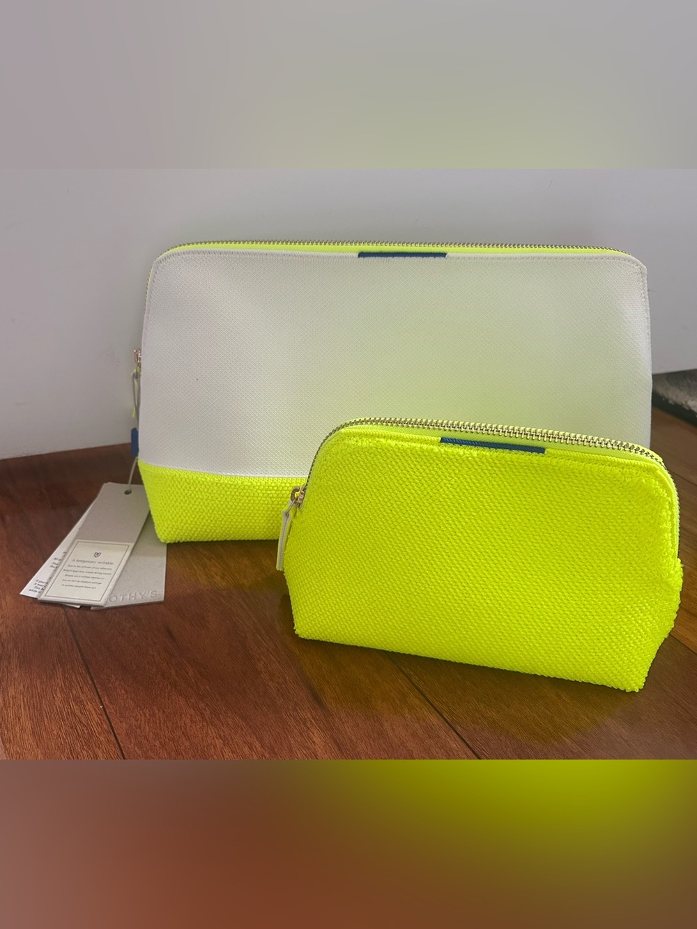 Rothy’s Tennis Terry Vanity Set New with tags - Picture 6 of 6